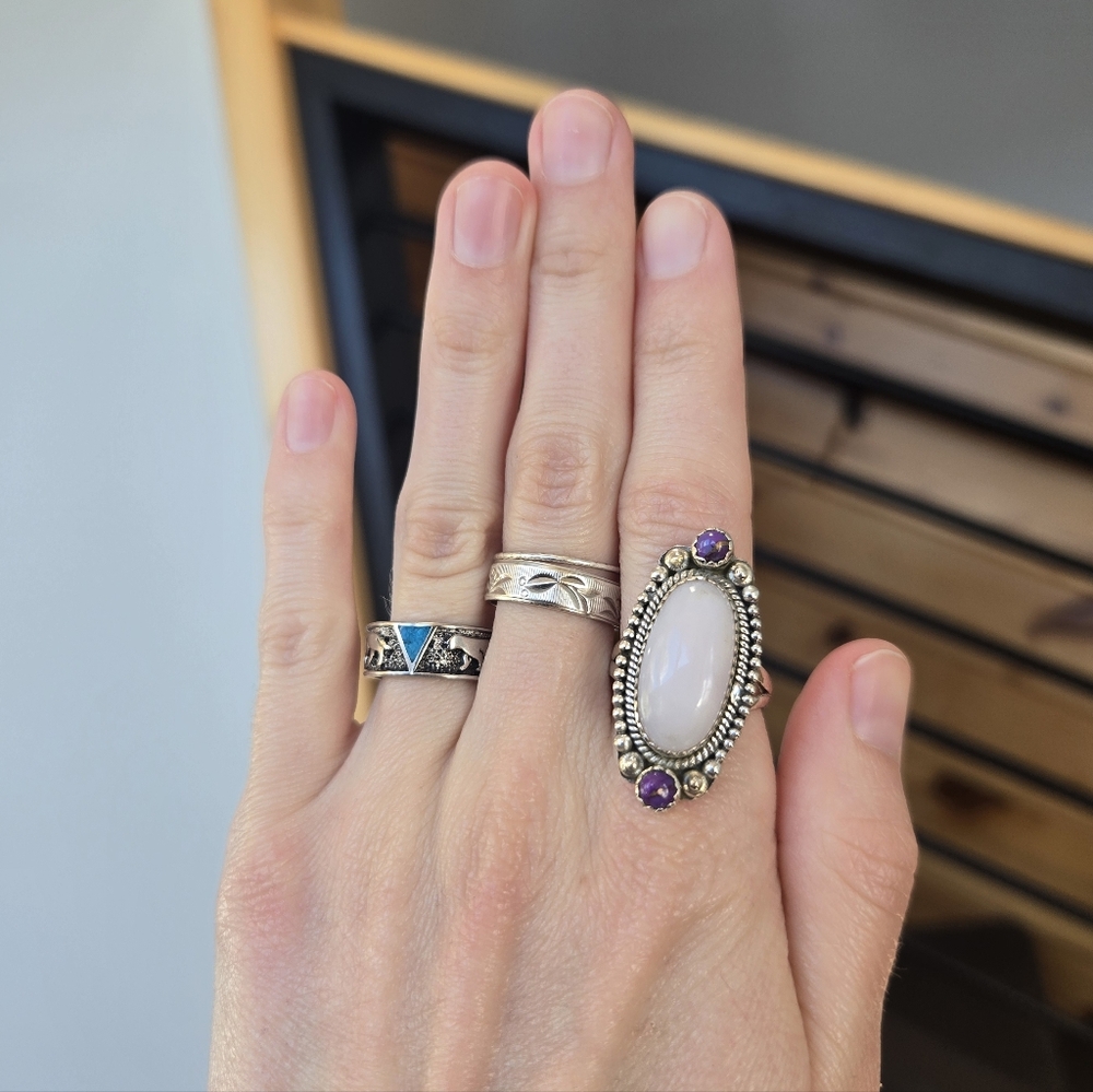 Pink Conch Sterling Ring - Picture 1 of 6